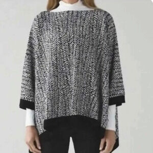 Lululemon Retired Poncho, O/S, Like New